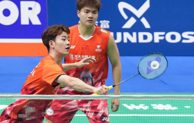 （体育）（3）羽毛球——中国公开赛：梁伟铿_王昶晋级XxjpseC007109_20240917_PEPFN0A001.jpg